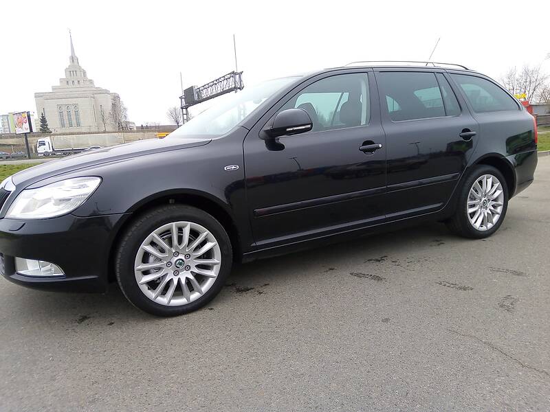 Универсал Skoda Octavia 2010 в Киеве