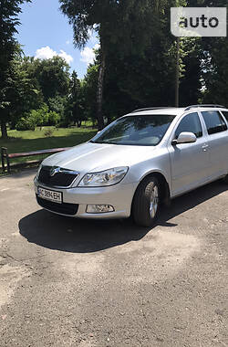 Универсал Skoda Octavia 2012 в Луцке