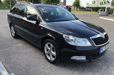 Универсал Skoda Octavia 2011 в Ровно