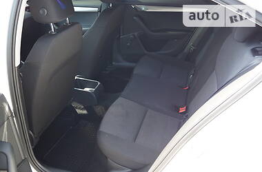 Лифтбек Skoda Octavia 2016 в 