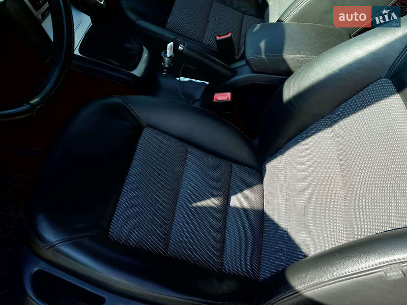 Лифтбек Skoda Octavia 2011 в Черновцах