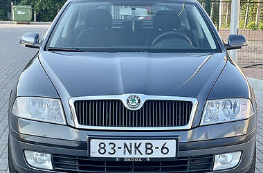 Седан Skoda Octavia 2008 в Житомире