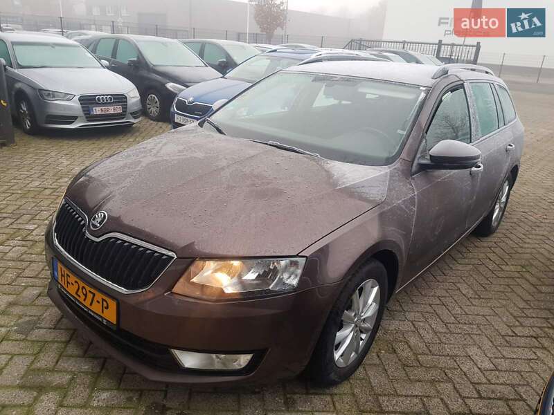 Универсал Skoda Octavia 2015 в Львове
