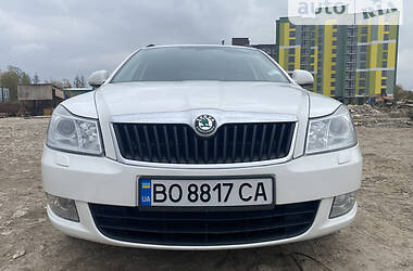 Універсал Skoda Octavia 2011 в 