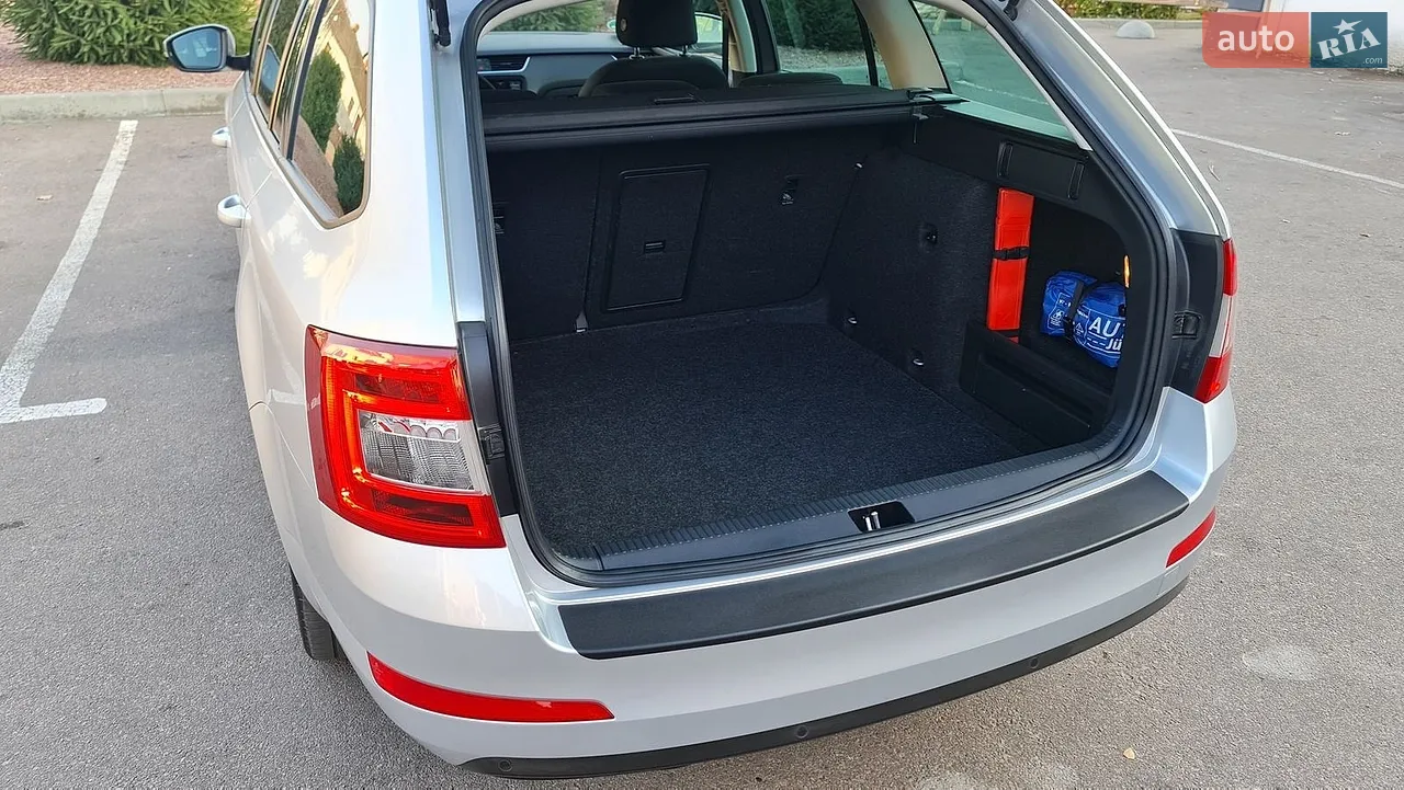 2017 Skoda Octavia - мініатюра 17
