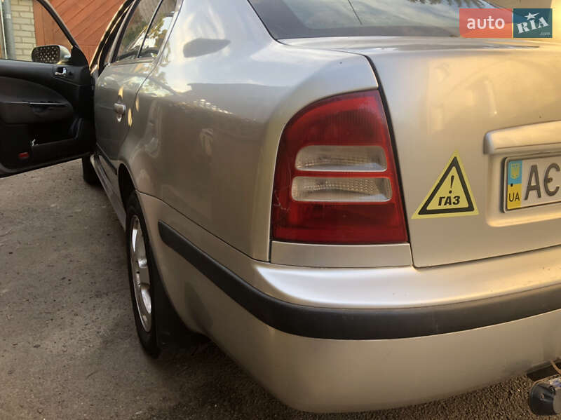 Лифтбек Skoda Octavia 2002 в Луцке