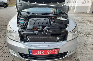 Седан Skoda Octavia 2011 в Луцке