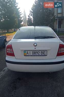 Лифтбек Skoda Octavia 2002 в Яготине