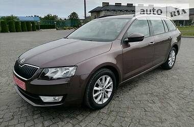 Универсал Skoda Octavia 2016 в Каменке-Бугской