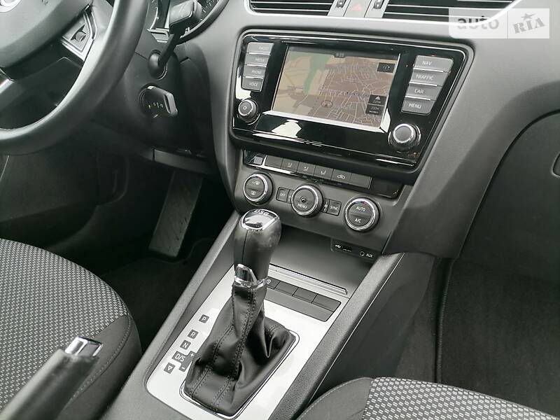 Универсал Skoda Octavia 2016 в Каменке-Бугской фото 11 Универсал Skoda Octavia 2016 в Каменке-Бугской