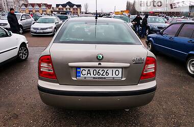 Лифтбек Skoda Octavia 2009 в Черкассах