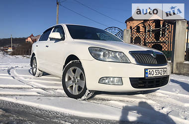 Лифтбек Skoda Octavia 2012 в Тячеве