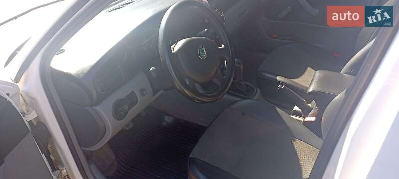 Лифтбек Skoda Octavia 2003 в Онуфриевке фото 14 Лифтбек Skoda Octavia 2003 в Онуфриевке