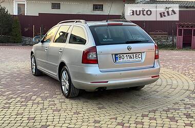Універсал Skoda Octavia 2011 в 