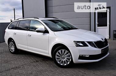 Универсал Skoda Octavia 2019 в Дрогобыче