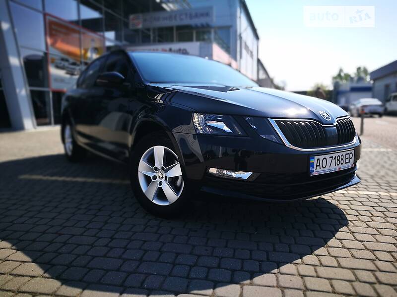 Лифтбек Skoda Octavia 2019 в Мукачево