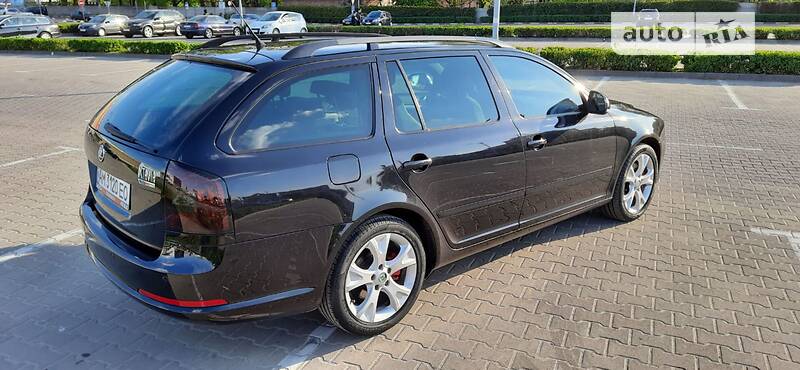 Універсал Skoda Octavia 2009 в Житомирі