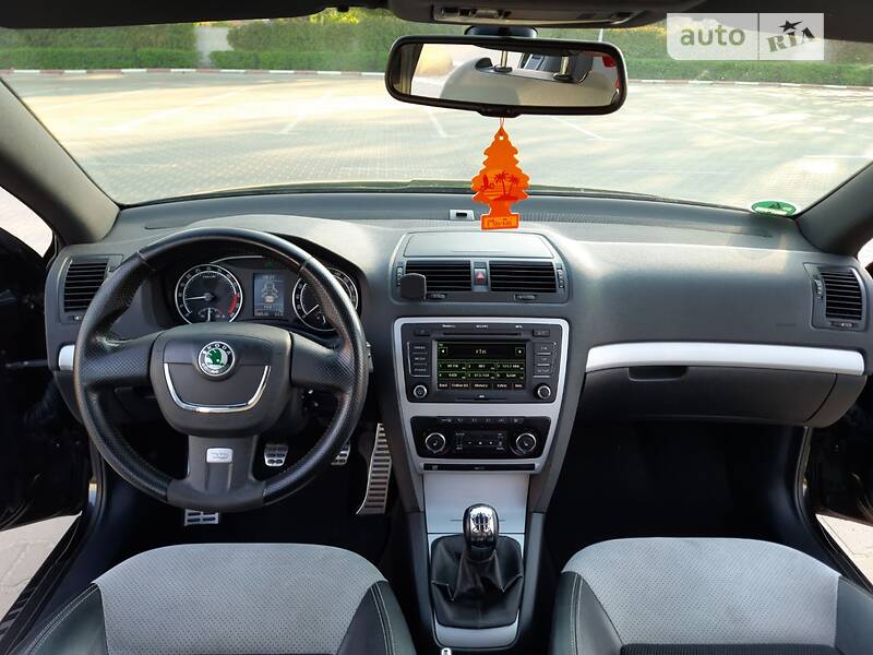 Універсал Skoda Octavia 2009 в Житомирі
