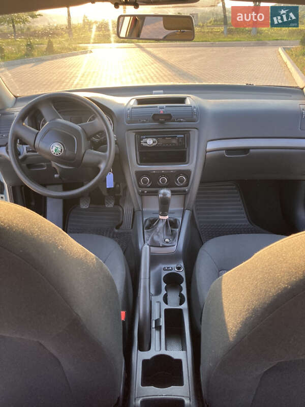 Ліфтбек Skoda Octavia 2012 в Іршаві фото 33 Ліфтбек Skoda Octavia 2012 в Іршаві