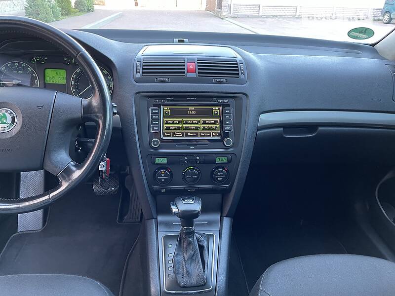 Хэтчбек Skoda Octavia 2007 в Стрые