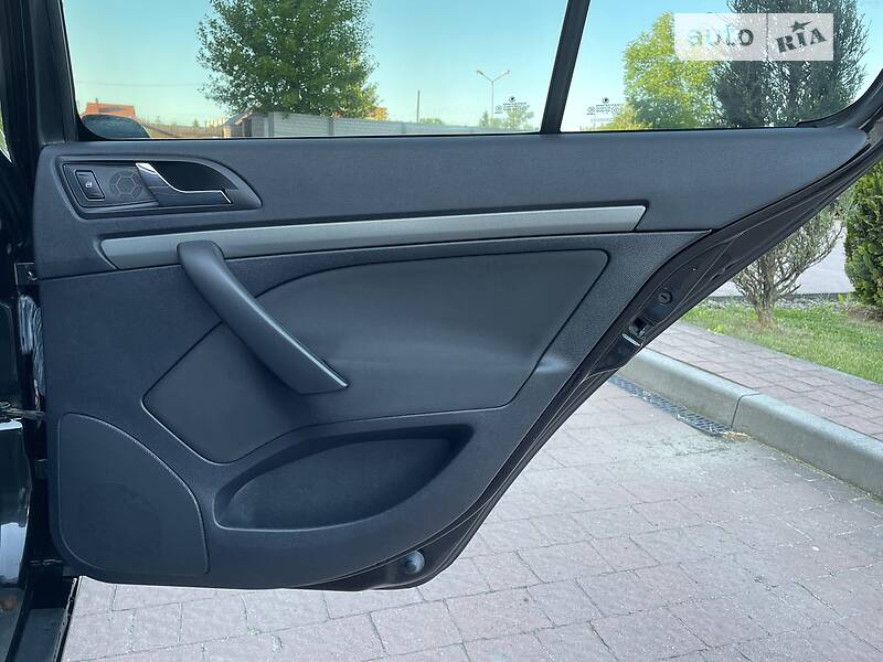 Хэтчбек Skoda Octavia 2007 в Стрые