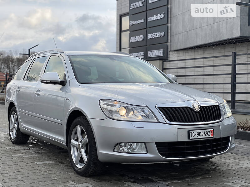 Універсал Skoda Octavia 2009 в Луцьку