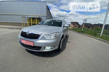 Універсал Skoda Octavia 2010 в Хусті