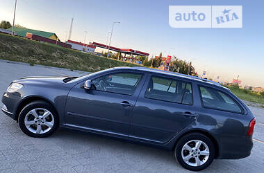 Универсал Skoda Octavia 2012 в Стрые