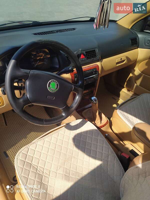 Ліфтбек Skoda Octavia 2000 в Виноградові