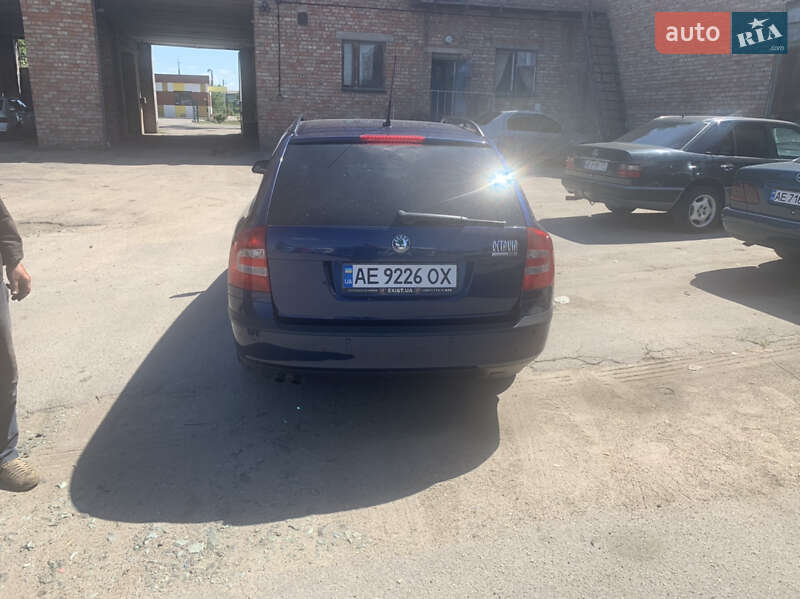 Універсал Skoda Octavia 2006 в Павлограді