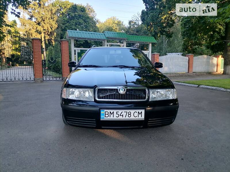 Универсал Skoda Octavia 2009 в Ромнах