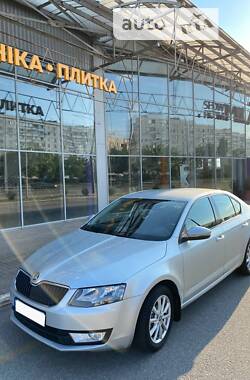 Ліфтбек Skoda Octavia 2015 в Запоріжжі