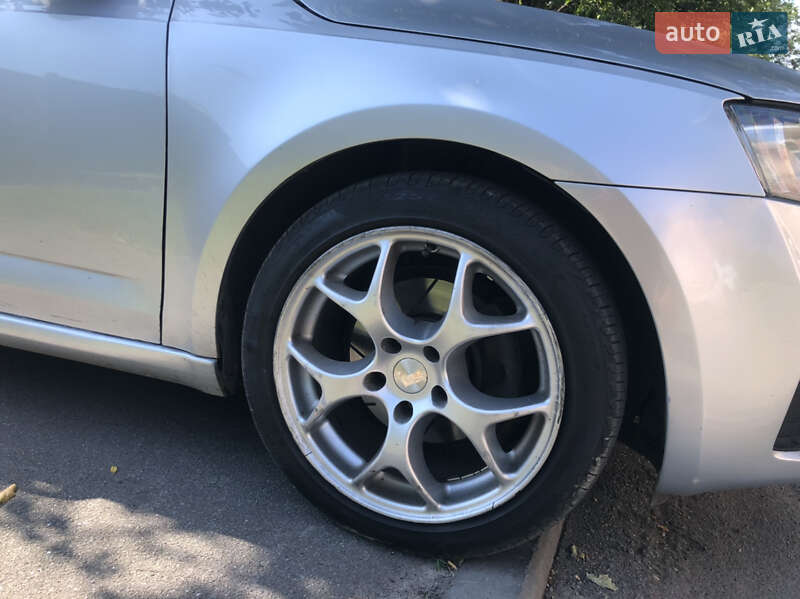 Универсал Skoda Octavia 2013 в Харькове