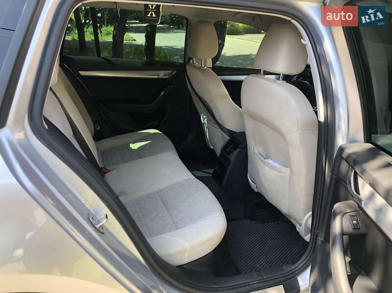Универсал Skoda Octavia 2013 в Харькове
