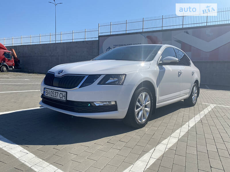 Лифтбек Skoda Octavia 2017 в Одессе