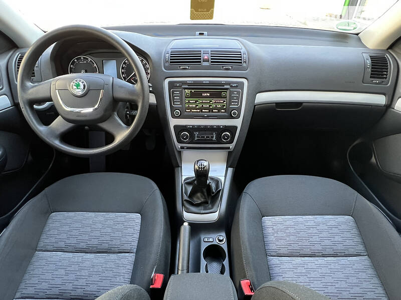 Хетчбек Skoda Octavia 2010 в Житомирі