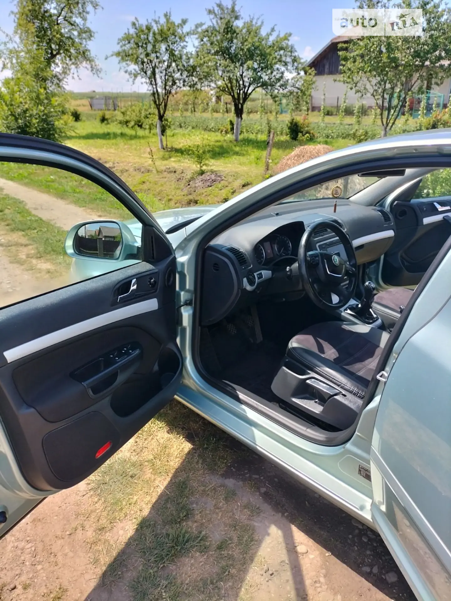 2011 Skoda Octavia - мініатюра 7