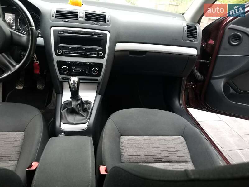 Універсал Skoda Octavia 2010 в Теребовлі фото 8 Універсал Skoda Octavia 2010 в Теребовлі