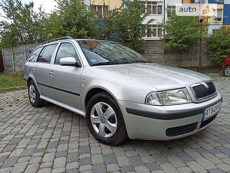 Универсал Skoda Octavia 2003 в Ивано-Франковске