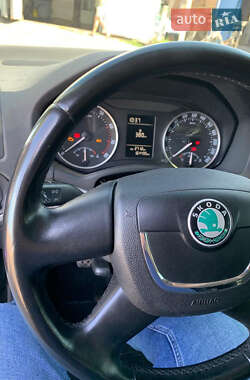 Универсал Skoda Octavia 2012 в 