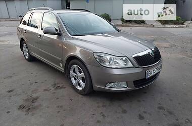 Універсал Skoda Octavia 2012 в Первомайську
