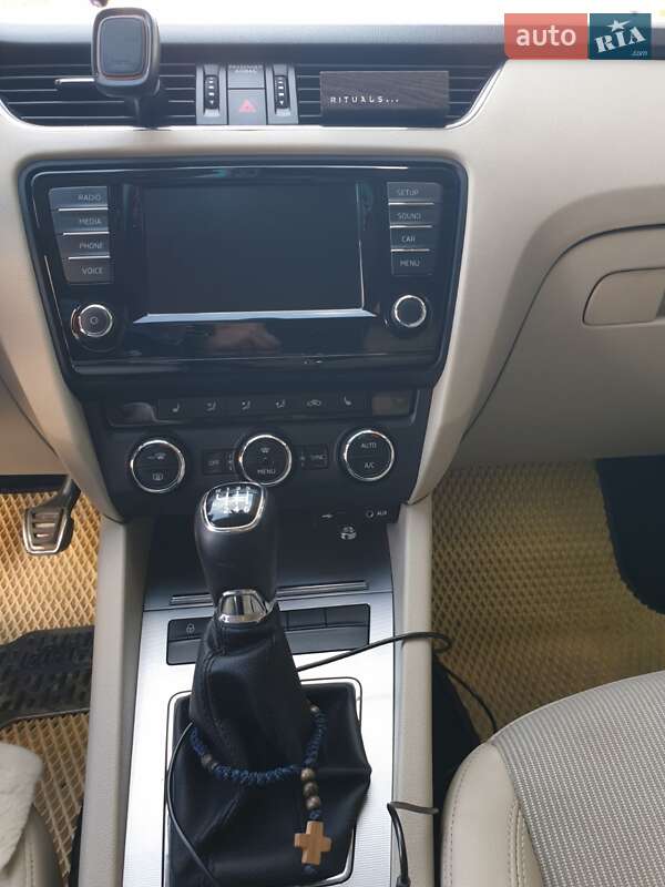 Универсал Skoda Octavia 2015 в Львове
