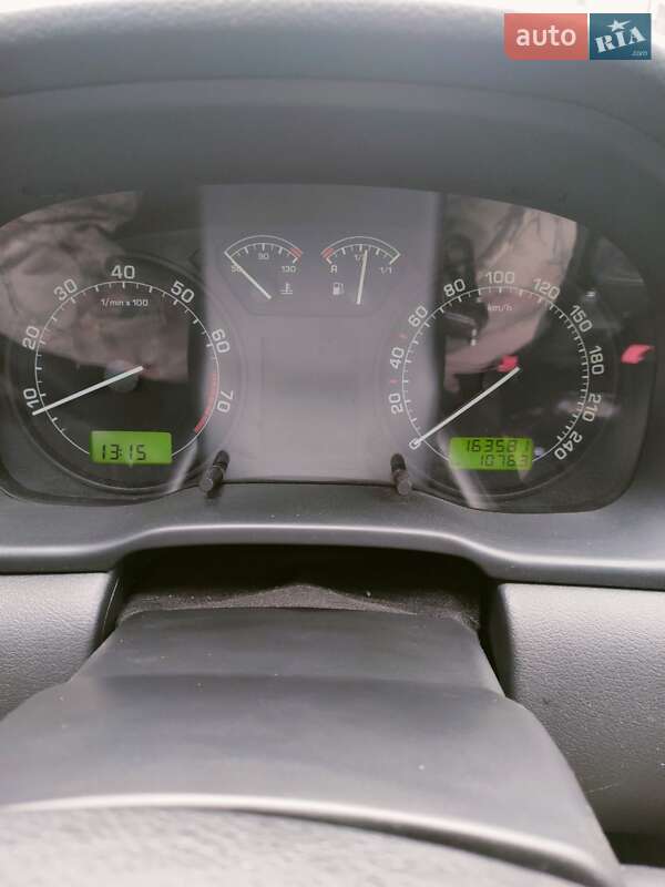 Ліфтбек Skoda Octavia 2004 в Івано-Франківську