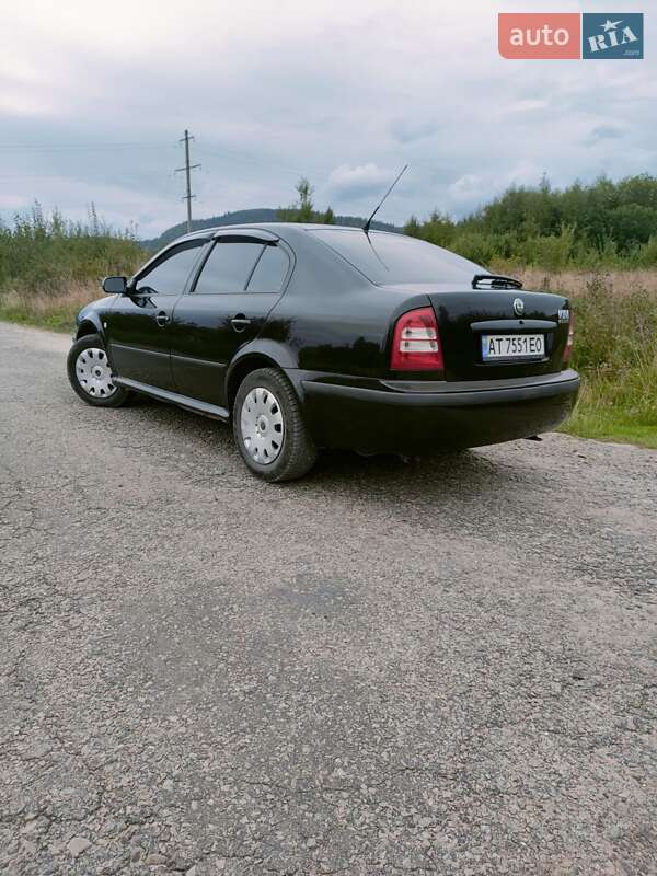 Ліфтбек Skoda Octavia 2004 в Івано-Франківську