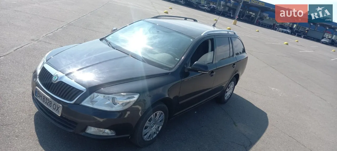 2010 Skoda Octavia - мініатюра 20