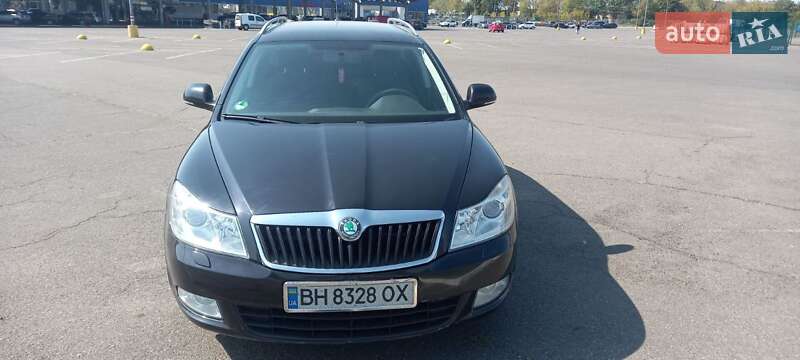 Универсал Skoda Octavia 2010 в Одессе