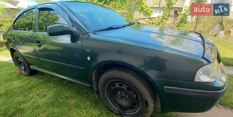 Лифтбек Skoda Octavia 2001 в Бучаче