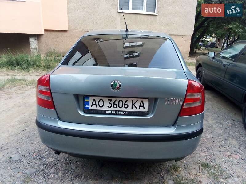 Лифтбек Skoda Octavia 2005 в Ужгороде