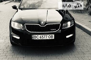 Универсал Skoda Octavia 2015 в Стрые