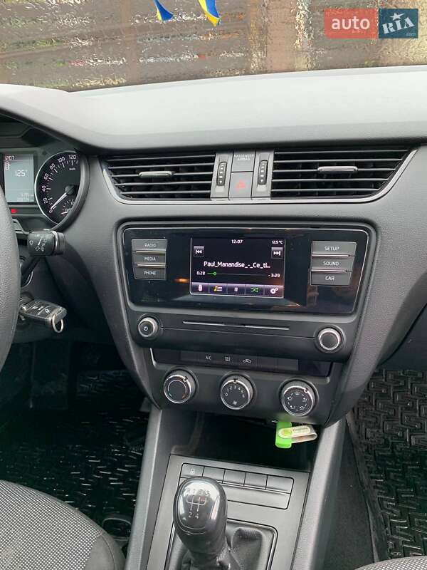 Універсал Skoda Octavia 2015 в Галичі